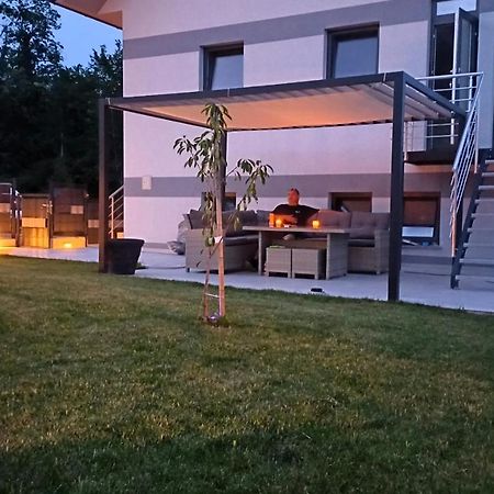 Apartmaji Stars Mavcice Bagian luar foto