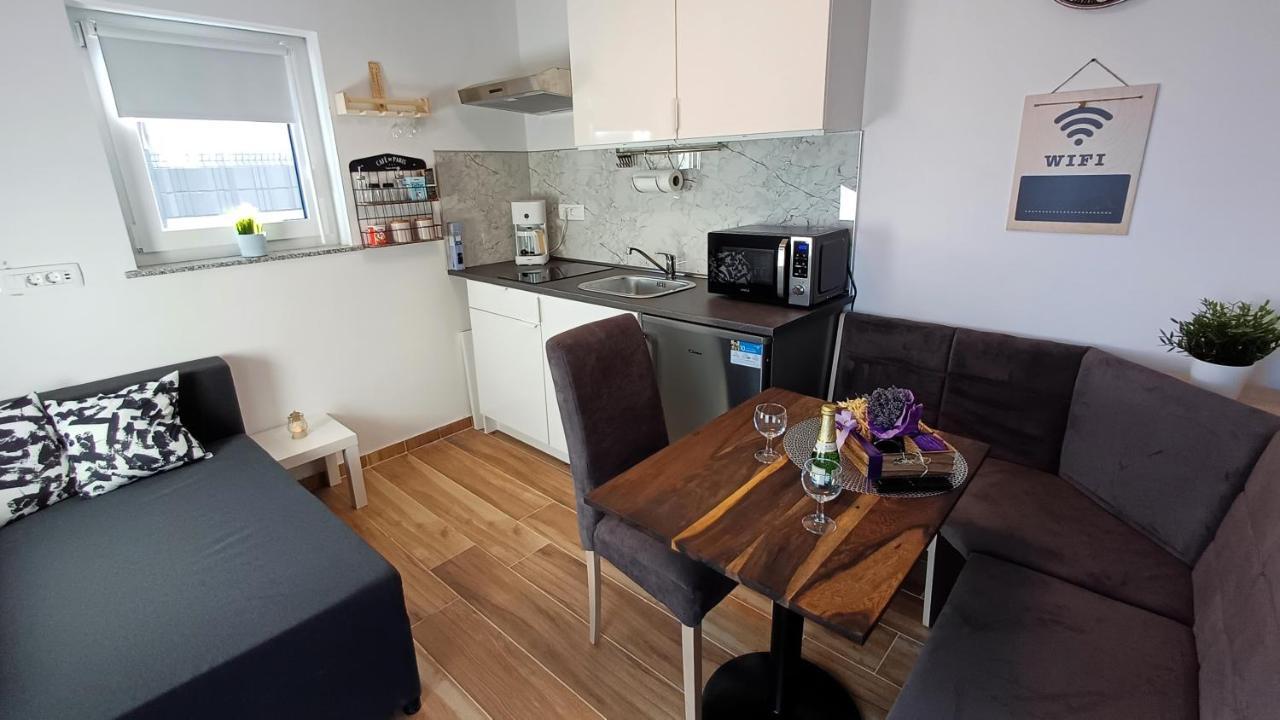 Apartmaji Stars Mavcice Bagian luar foto
