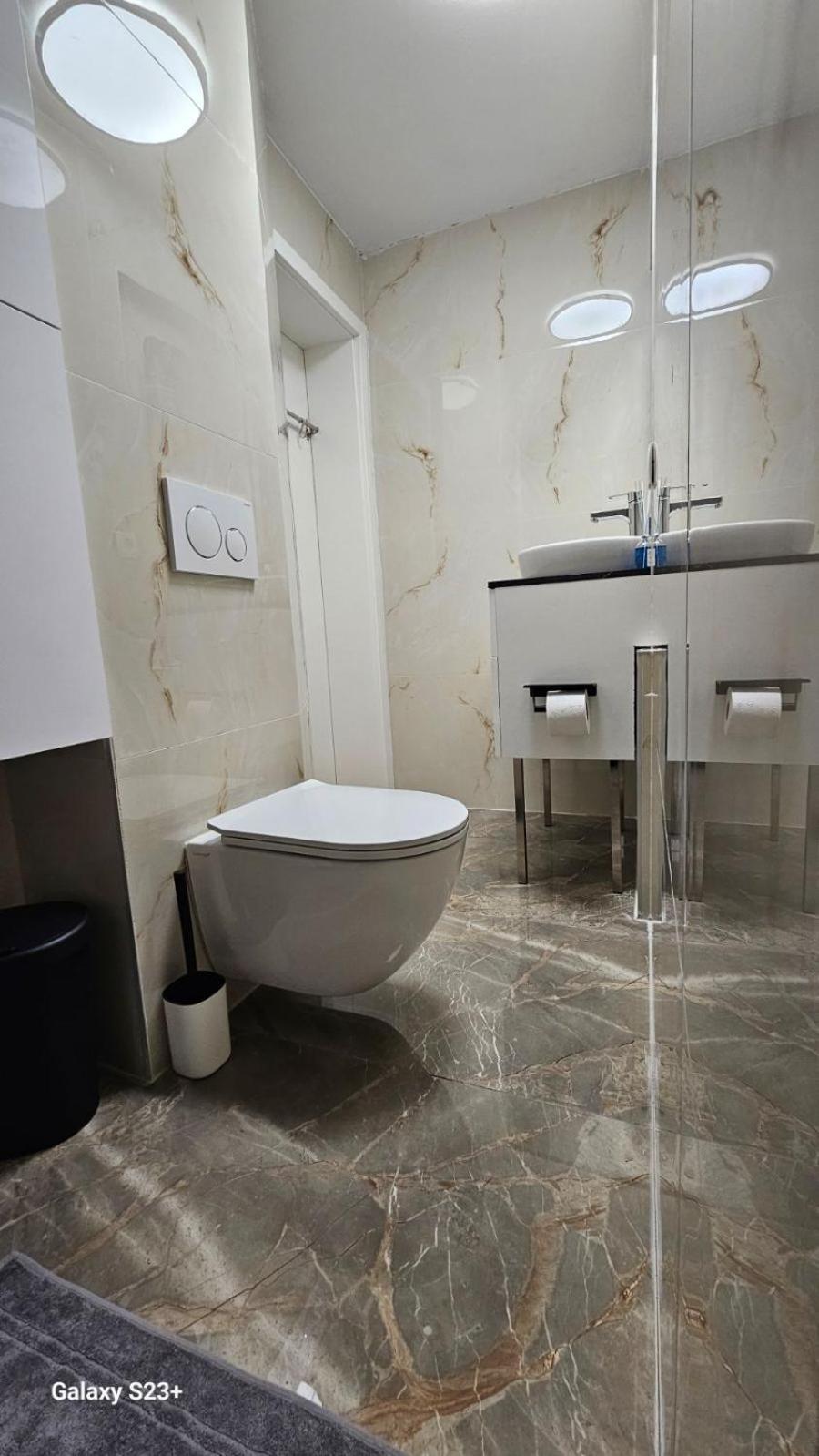 Apartmaji Stars Mavcice Bagian luar foto