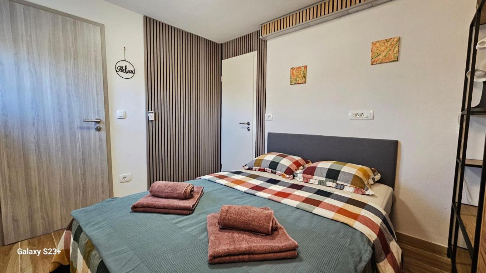 Apartmaji Stars Mavcice Bagian luar foto